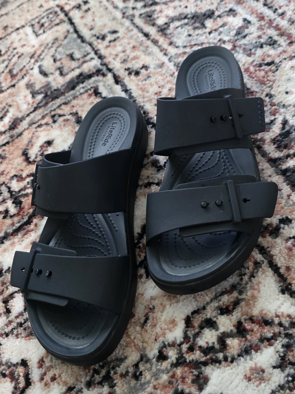 Brooklyn Buckle Low Low